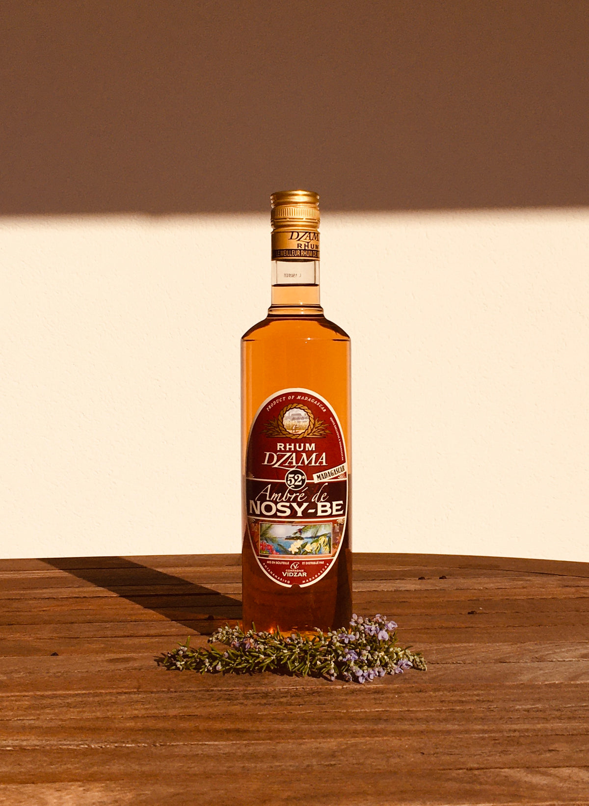 RHUM DZAMA AMBRE DE NOSY BE