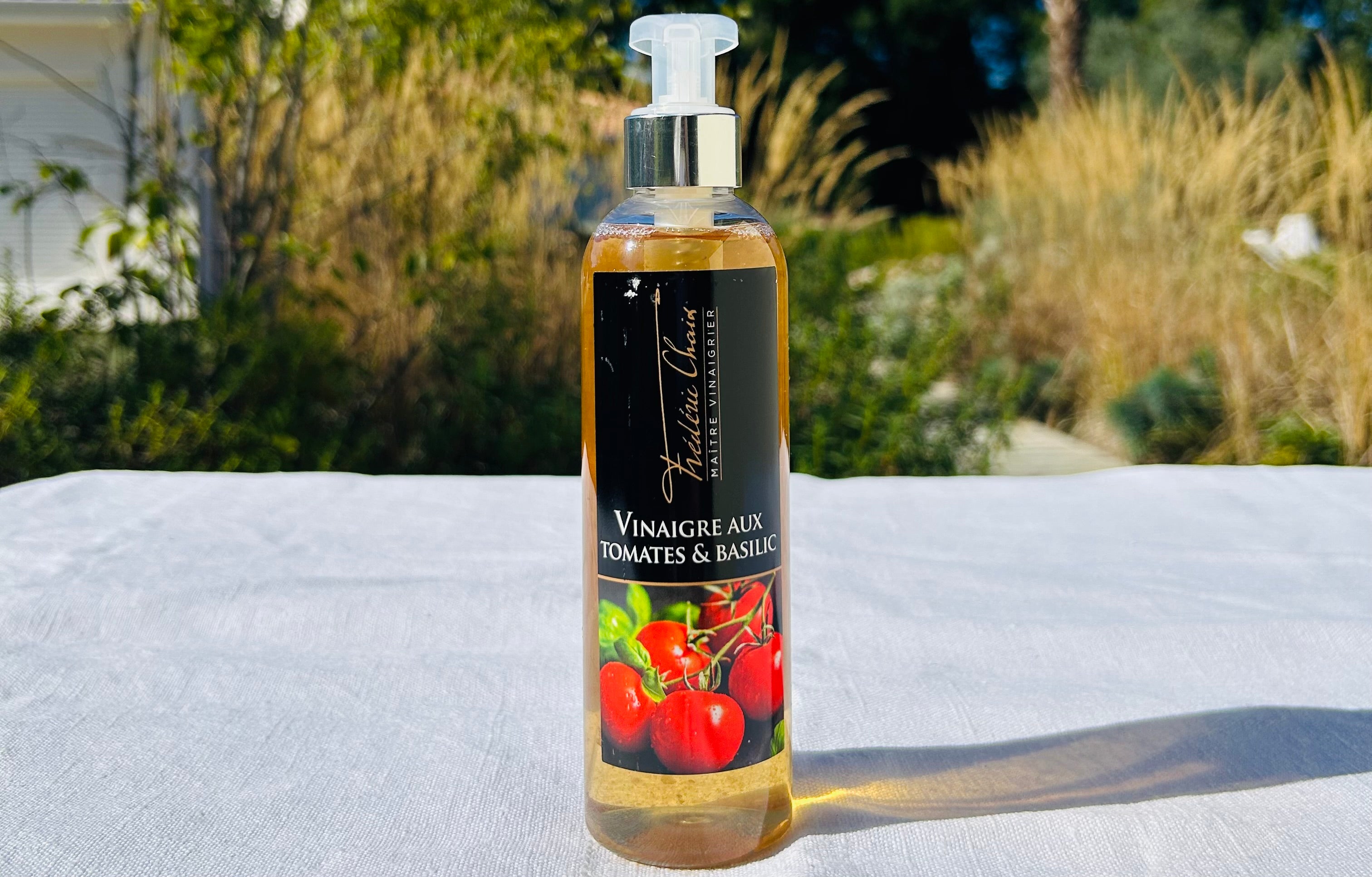 VINAIGRE AUX TOMATES ET AU BASILIC - Frédéric Chaix
