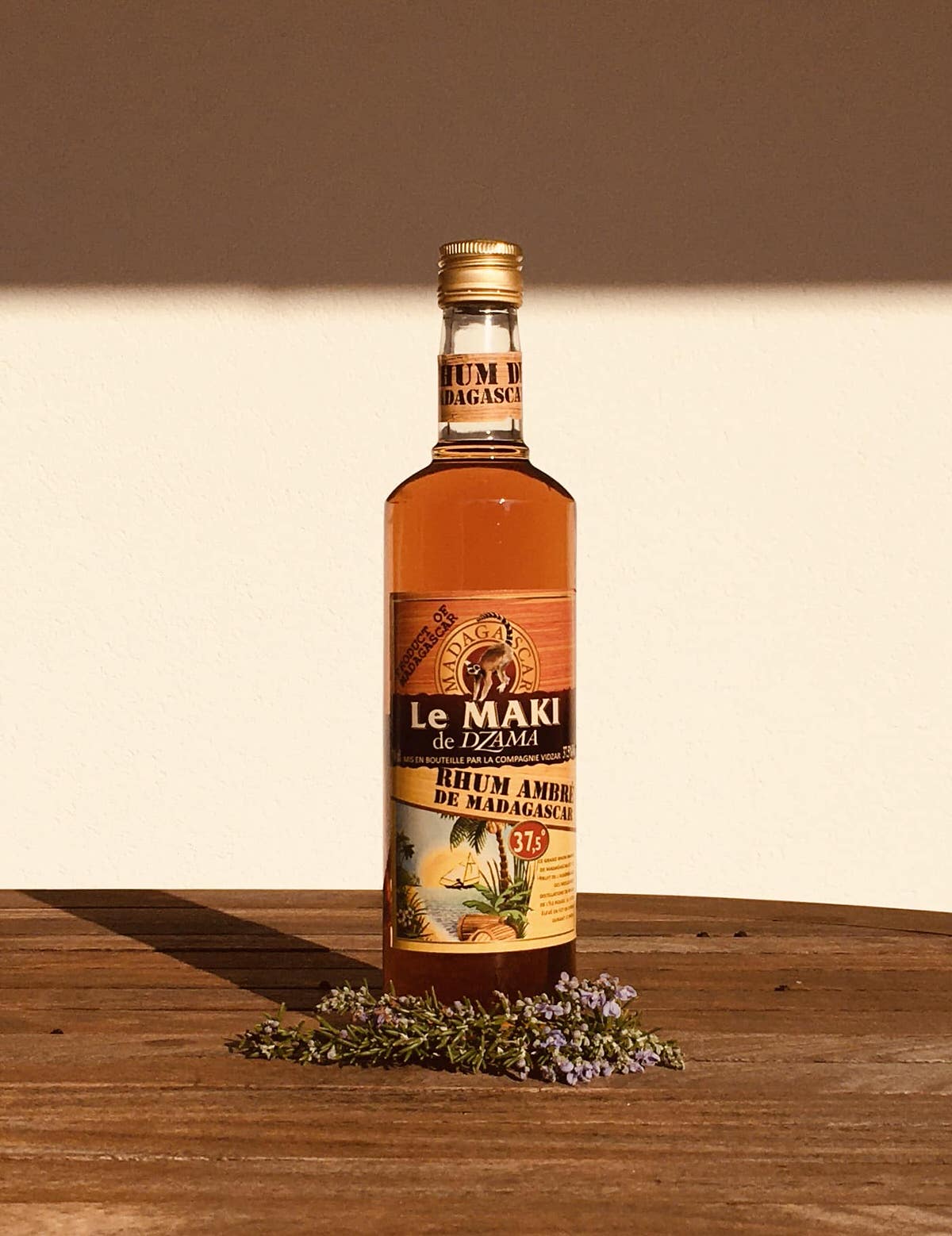 RHUM DZAMA MAKI AMBRE
